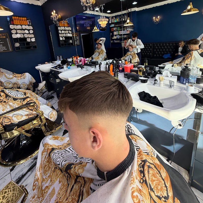 Crown Traditional Barber Shop — hair salon
