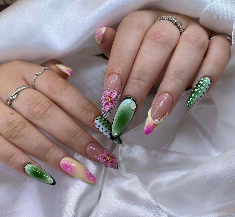 Crystal Nails Bar Burgess Hill photo 2