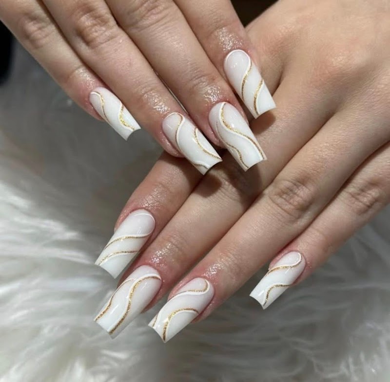 Diamond Nails Horley photo 2