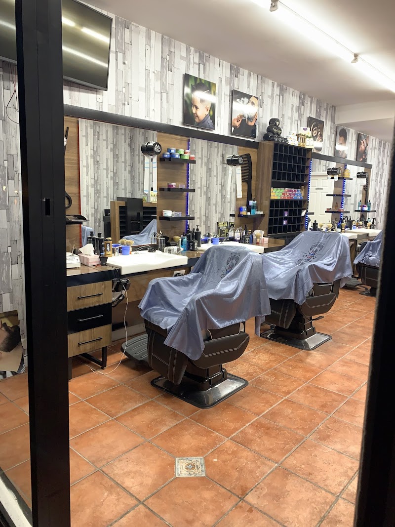 Gatwick Barbers photo 2