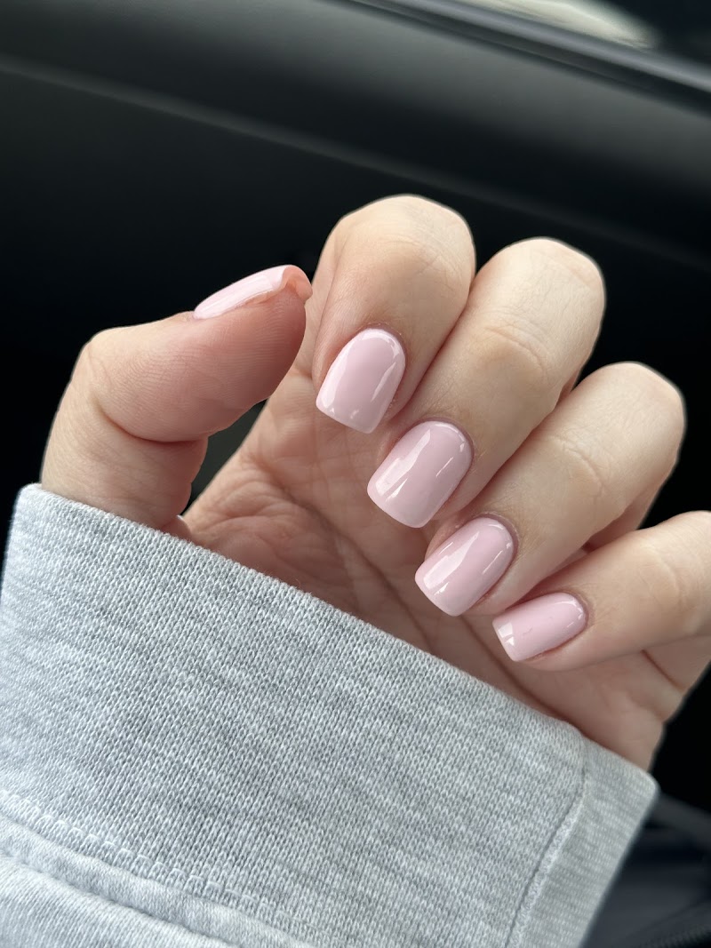 Horley Nail photo 1