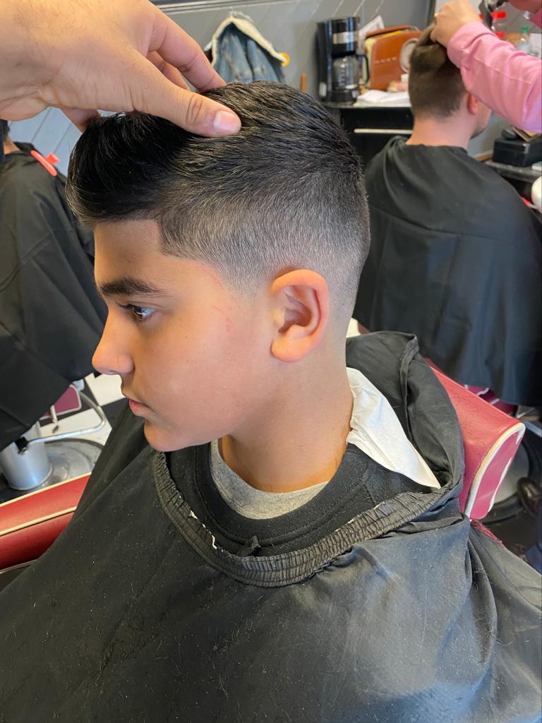 JD Barbers Gatwick photo 2