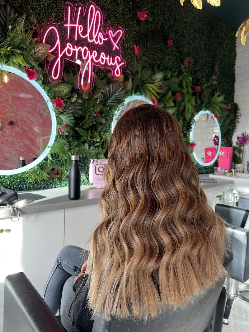 Laura Jane Hair photo 4