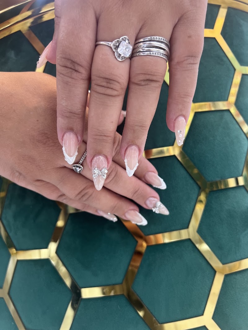 Luxury Nails photo 4