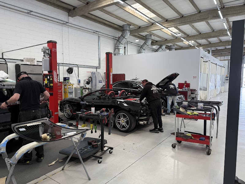 MJ Autos Surrey - (SUSSEX) photo 4