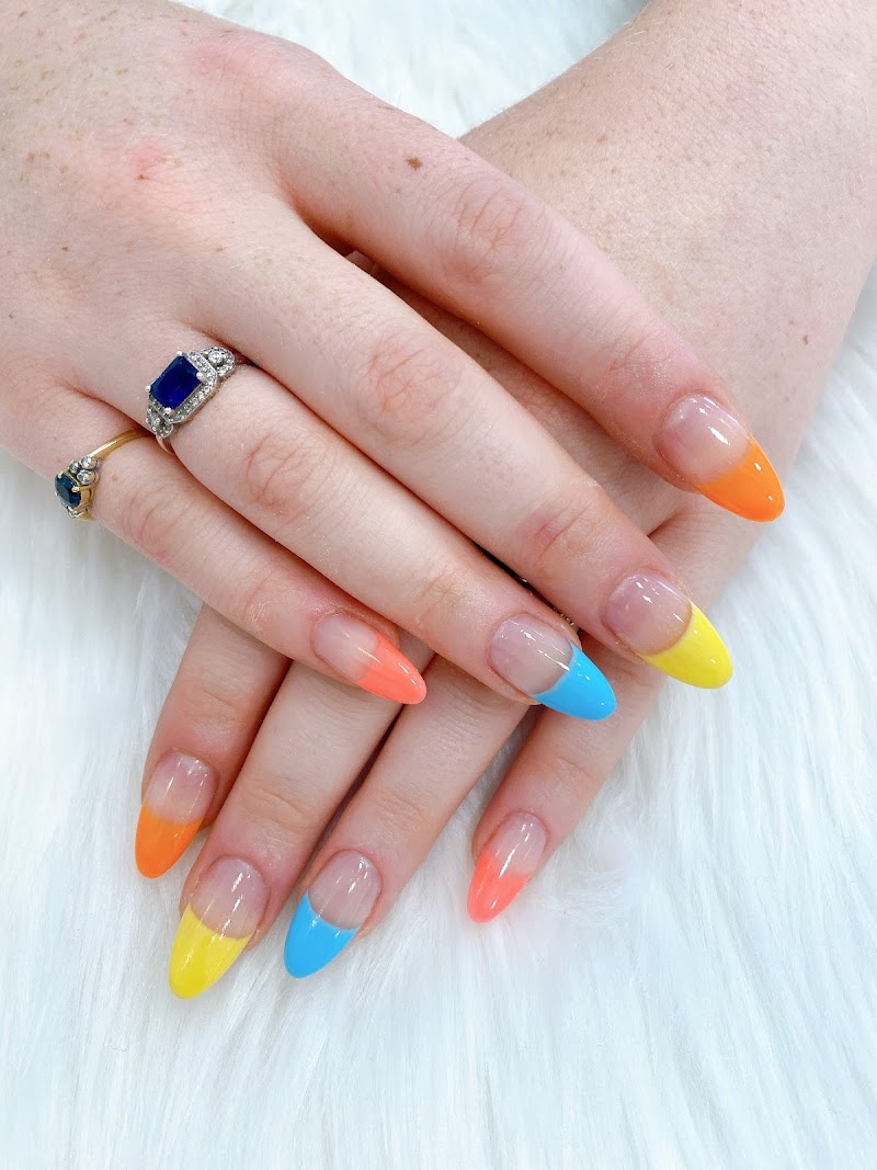 Pro Nails Design photo 3
