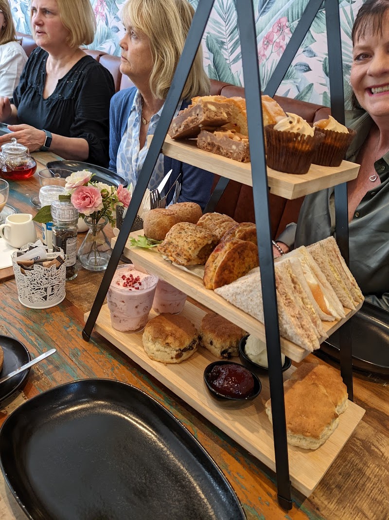 The rose room — cafe